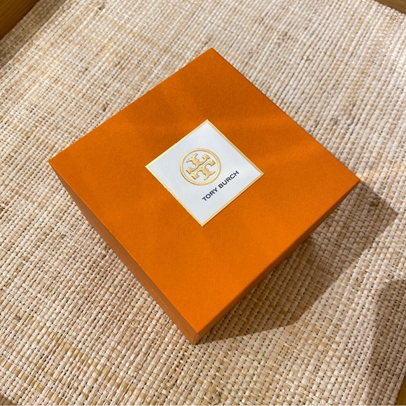 TORY BURCH The Miller Gold-Tone Stainless Bangle Bracelet Watch TBW6015 - Picture 12 of 16